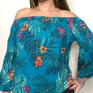 Off the Shoulder puffy sleeved floral top